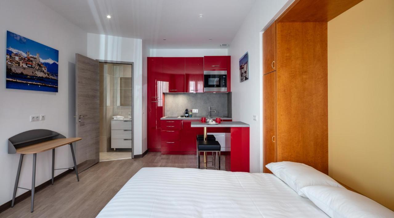 Appartements French Riviera Confidential Centre Ville Juan Les Pins Proche Des Plages Buitenkant foto