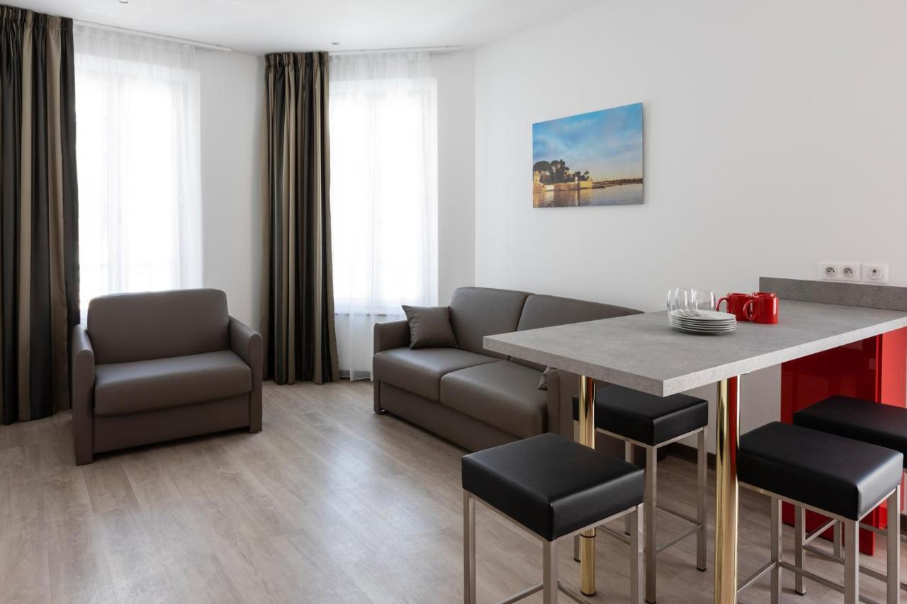 Appartements French Riviera Confidential Centre Ville Juan Les Pins Proche Des Plages Buitenkant foto