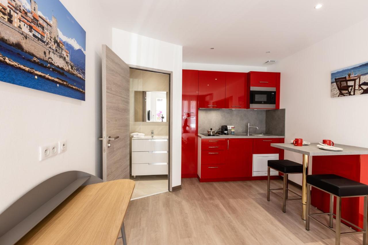 Appartements French Riviera Confidential Centre Ville Juan Les Pins Proche Des Plages Buitenkant foto