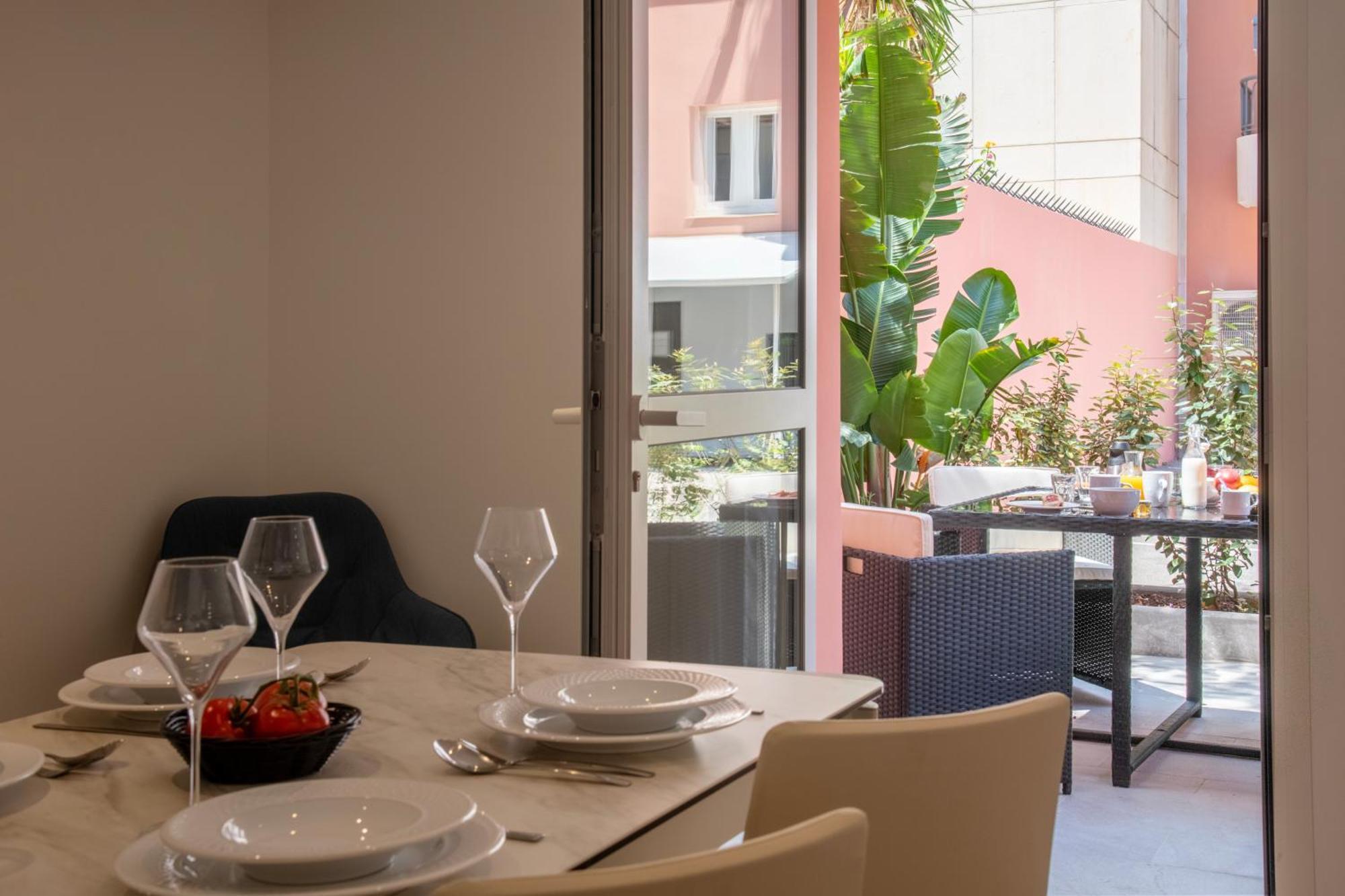 Appartements French Riviera Confidential Centre Ville Juan Les Pins Proche Des Plages Kamer foto