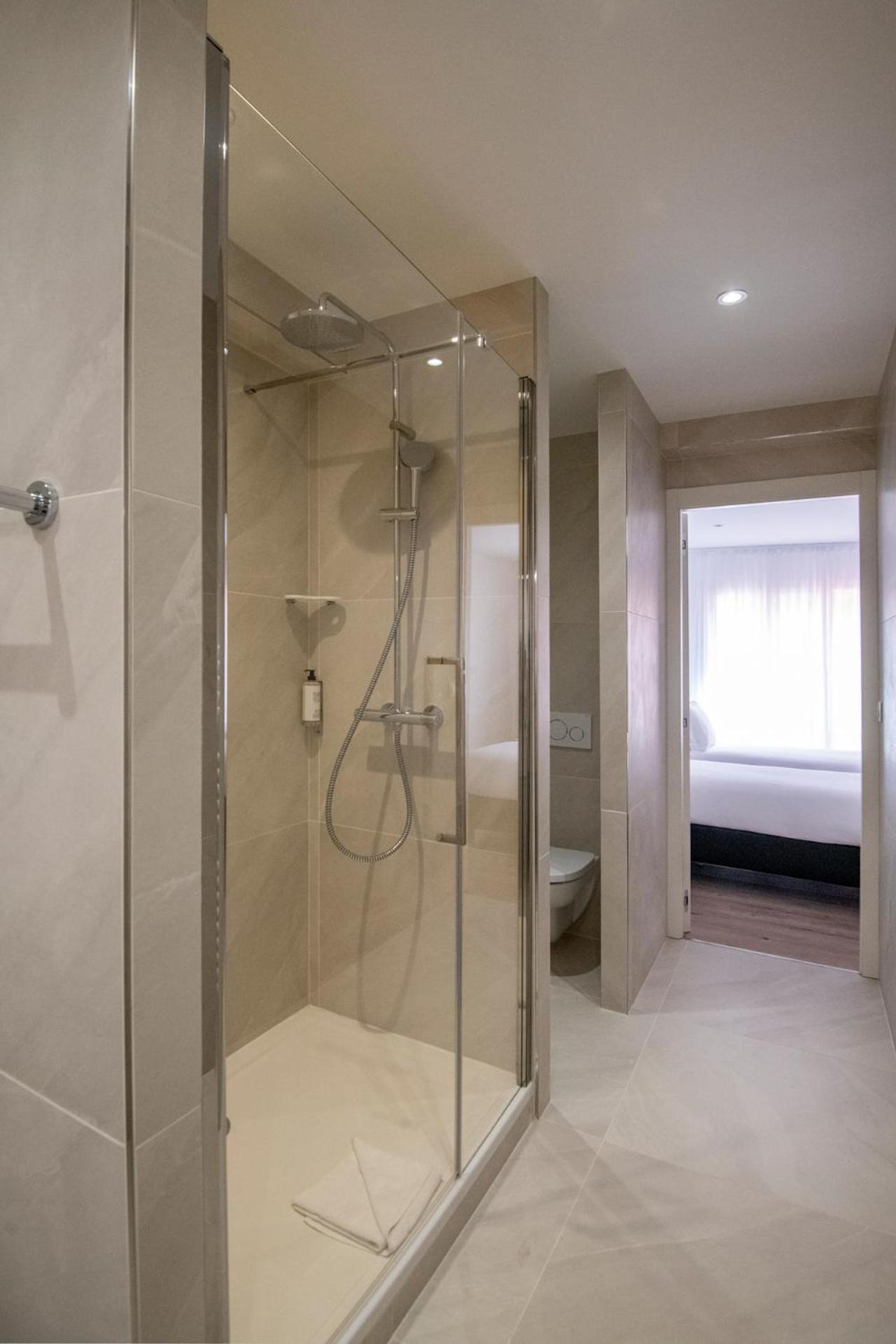 Appartements French Riviera Confidential Centre Ville Juan Les Pins Proche Des Plages Kamer foto